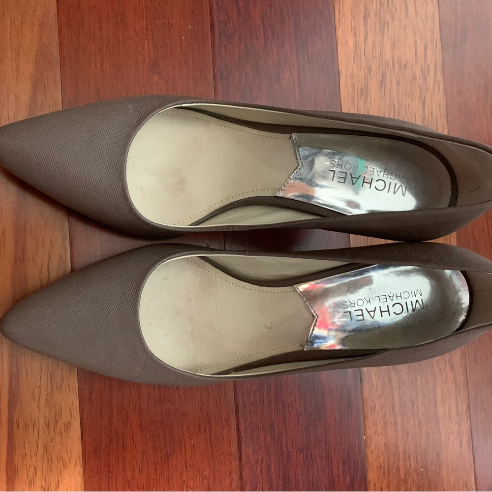 MK heels - Picture 2 of 2